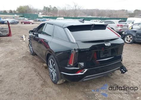 2025 Cadillac Optiq Sport 1 Awd z USA, uszkodzony, nr VIN 3GYK3EMR9SS223505